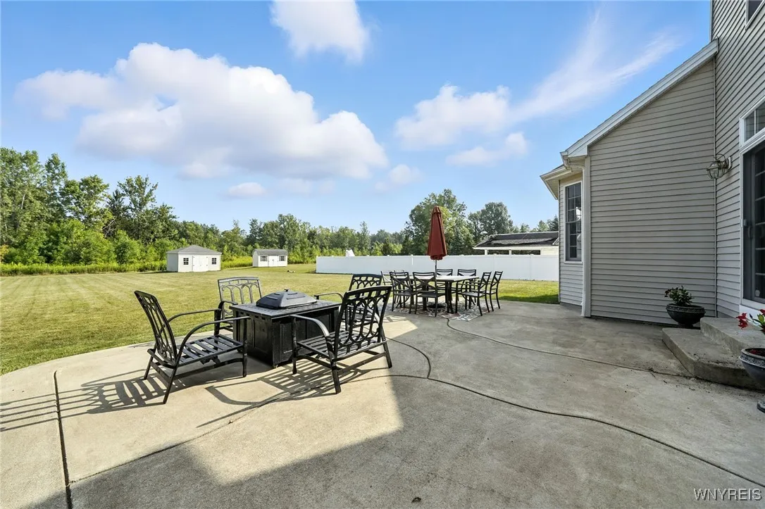 4154 Ridgefield, Hamburg, New York 14075, Hamburg, New York 14075, 4 Bedrooms Bedrooms, 8 Rooms Rooms,2 BathroomsBathrooms,Residential,For Sale,4154 Ridgefield, Hamburg, New York 14075,B1626175
