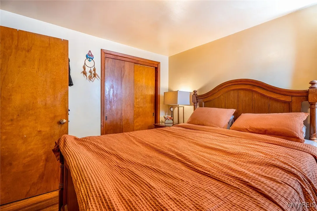 4335 Bailey Avenue, Amherst, New York 14226, Amherst, New York 14226, 3 Bedrooms Bedrooms, 6 Rooms Rooms,1 BathroomBathrooms,Residential,For Sale,4335 Bailey Avenue, Amherst, New York 14226,B1629614