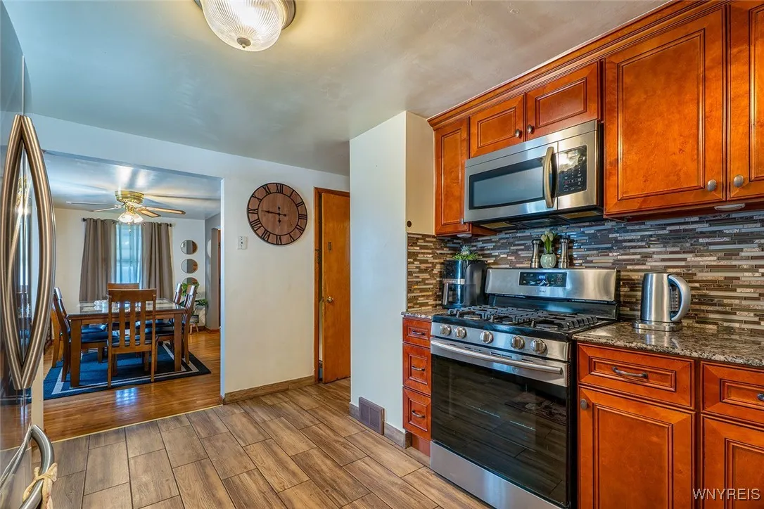 4335 Bailey Avenue, Amherst, New York 14226, Amherst, New York 14226, 3 Bedrooms Bedrooms, 6 Rooms Rooms,1 BathroomBathrooms,Residential,For Sale,4335 Bailey Avenue, Amherst, New York 14226,B1629614