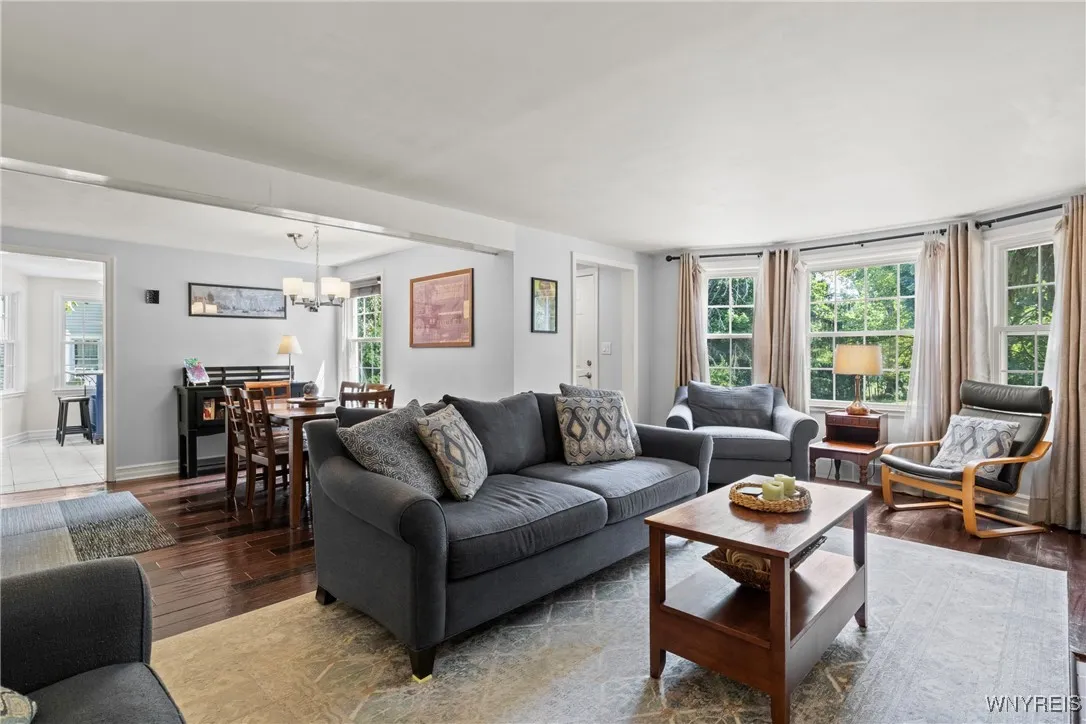 4148 South Fireside Drive N, Clarence, New York 14, Clarence, New York 14221, 4 Bedrooms Bedrooms, 10 Rooms Rooms,2 BathroomsBathrooms,Residential,For Sale,4148 South Fireside Drive N, Clarence, New York 14,B1629556