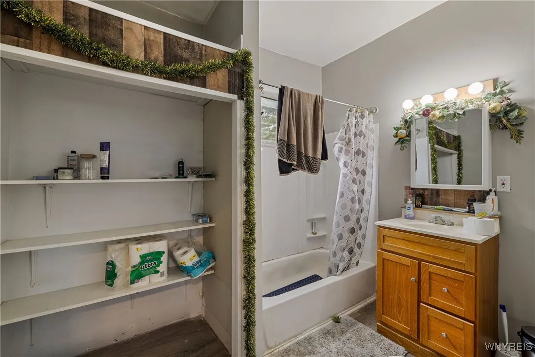 9 Mill Street, Newstead, New York 14001, Newstead, New York 14001, 3 Bedrooms Bedrooms, ,2 BathroomsBathrooms,Residential,Closed,9 Mill Street, Newstead, New York 14001,0,B1628536