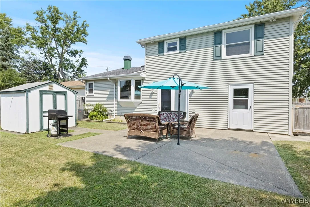 89 West Cherbourg Drive, Cheektowaga, New York 142, Cheektowaga, New York 14227, 3 Bedrooms Bedrooms, 6 Rooms Rooms,1 BathroomBathrooms,Residential,Closed,89 West Cherbourg Drive, Cheektowaga, New York 142,0,B1629729
