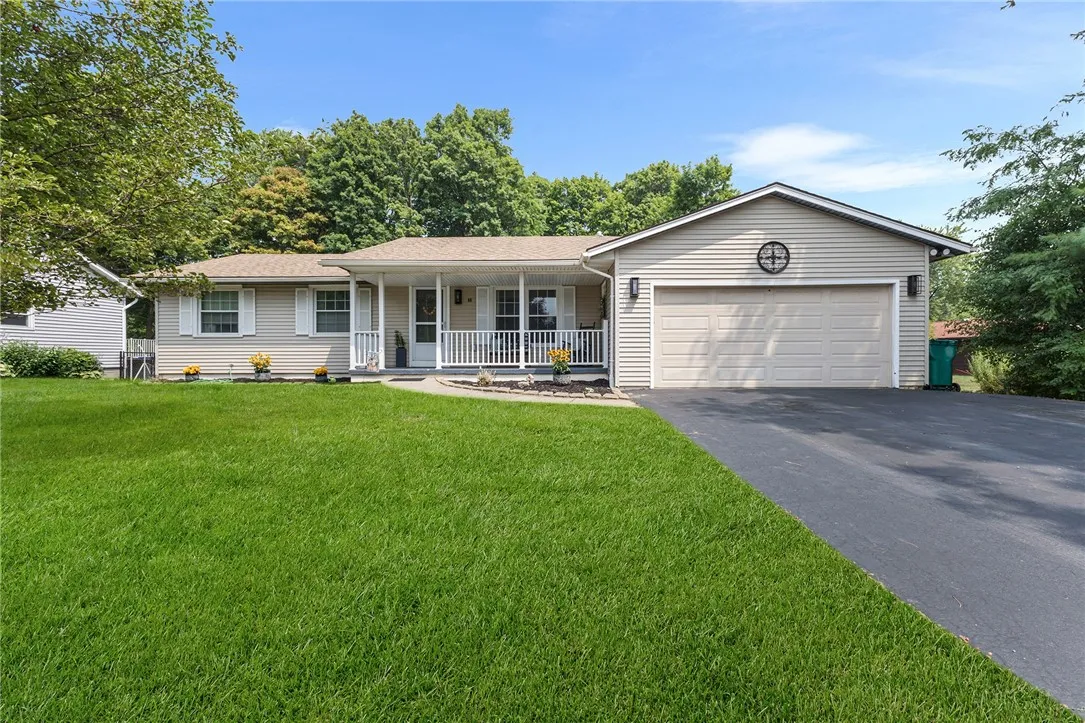 48 Bramblewood Lane West, Gates, New York 14624, Gates, New York 14624, 3 Bedrooms Bedrooms, 7 Rooms Rooms,2 BathroomsBathrooms,Residential,Closed,48 Bramblewood Lane West, Gates, New York 14624,0,R1629210