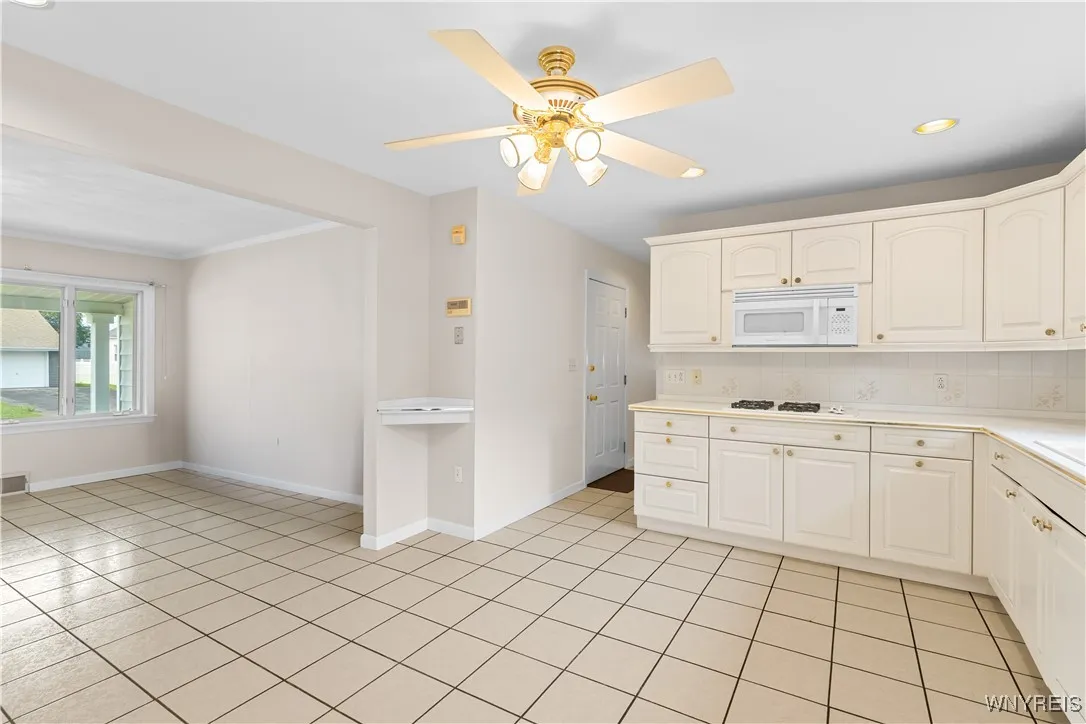 1615 Depeyster Avenue, Utica, New York 13501, Utica, New York 13501, 3 Bedrooms Bedrooms, 9 Rooms Rooms,2 BathroomsBathrooms,Residential,Closed,1615 Depeyster Avenue, Utica, New York 13501,0,B1629802