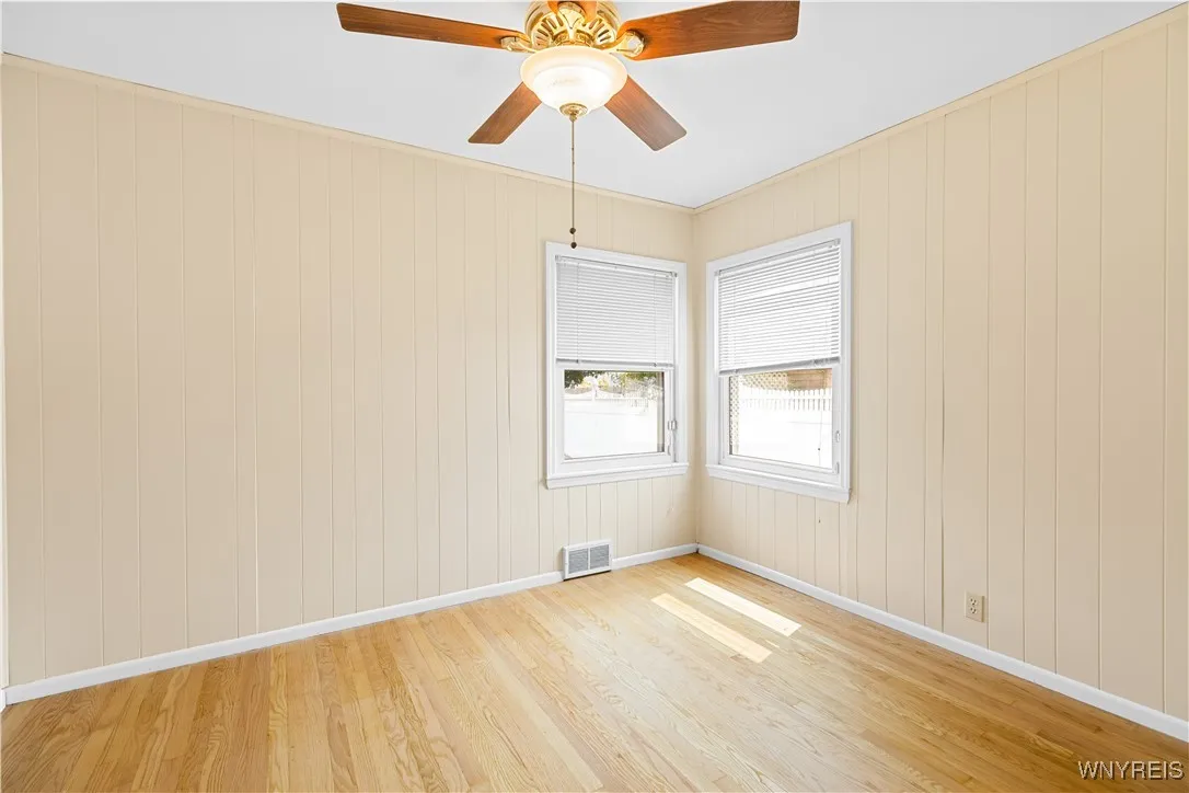 1615 Depeyster Avenue, Utica, New York 13501, Utica, New York 13501, 3 Bedrooms Bedrooms, 9 Rooms Rooms,2 BathroomsBathrooms,Residential,Closed,1615 Depeyster Avenue, Utica, New York 13501,0,B1629802