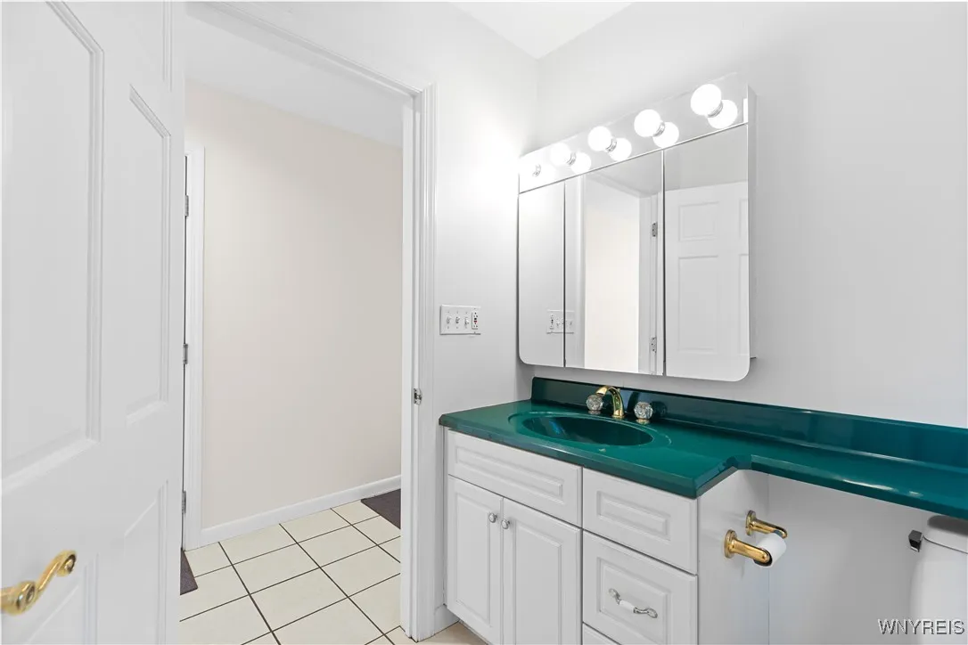 1615 Depeyster Avenue, Utica, New York 13501, Utica, New York 13501, 3 Bedrooms Bedrooms, 9 Rooms Rooms,2 BathroomsBathrooms,Residential,Closed,1615 Depeyster Avenue, Utica, New York 13501,0,B1629802