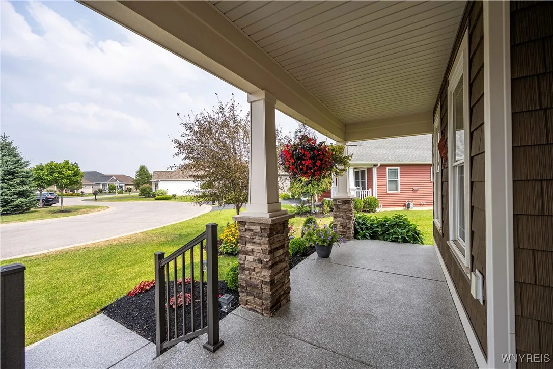 26 Cherryfield Lane, Lancaster, New York 14086, Lancaster, New York 14086, 2 Bedrooms Bedrooms, 6 Rooms Rooms,2 BathroomsBathrooms,Residential,Closed,26 Cherryfield Lane, Lancaster, New York 14086,0,B1629732