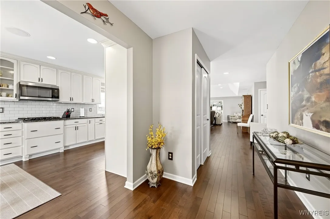 26 Cherryfield Lane, Lancaster, New York 14086, Lancaster, New York 14086, 2 Bedrooms Bedrooms, 6 Rooms Rooms,2 BathroomsBathrooms,Residential,Closed,26 Cherryfield Lane, Lancaster, New York 14086,0,B1629732