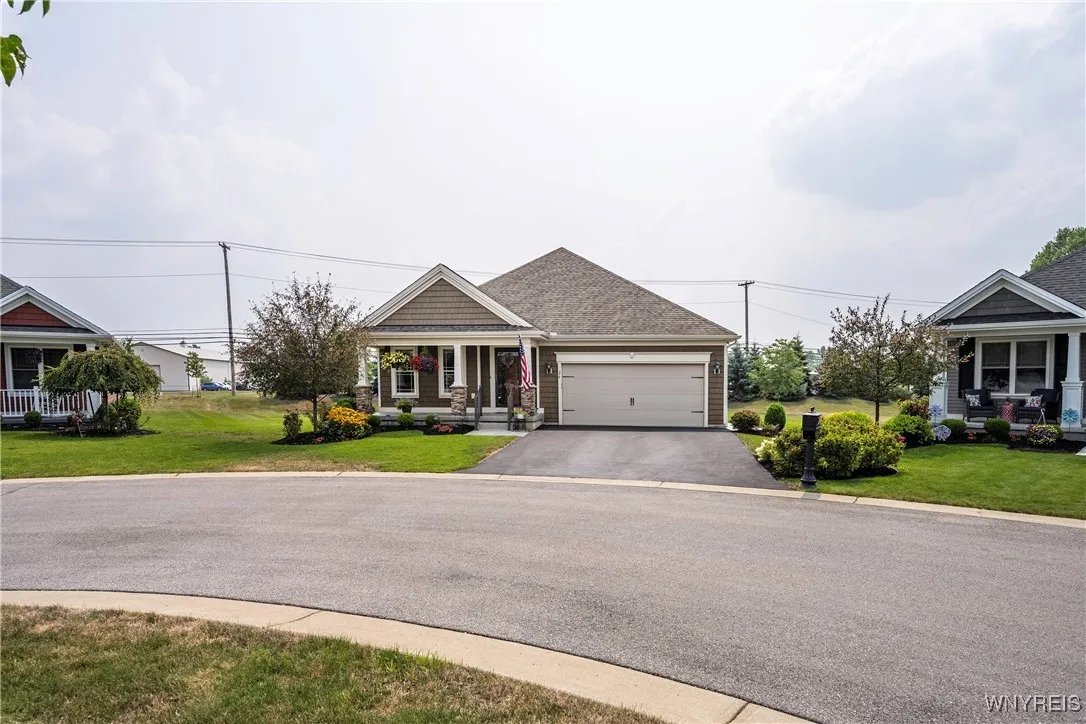 26 Cherryfield Lane, Lancaster, New York 14086, Lancaster, New York 14086, 2 Bedrooms Bedrooms, 6 Rooms Rooms,2 BathroomsBathrooms,Residential,Closed,26 Cherryfield Lane, Lancaster, New York 14086,0,B1629732