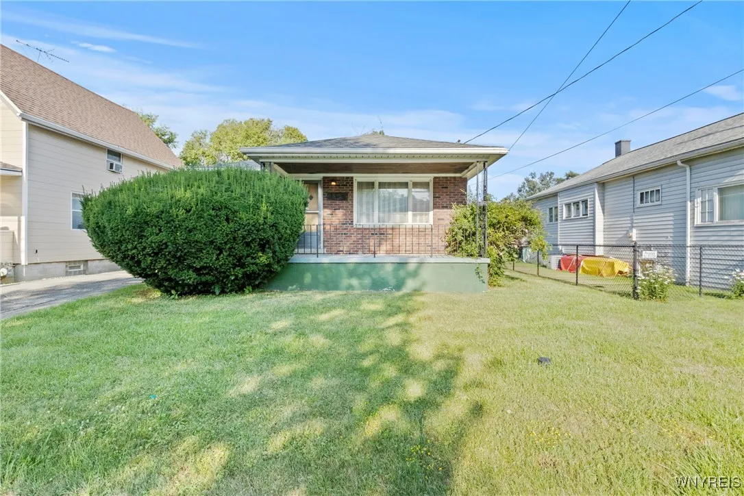 235 72nd Street, Niagara Falls, New York 14304, Niagara Falls, New York 14304, 3 Bedrooms Bedrooms, 5 Rooms Rooms,2 BathroomsBathrooms,Residential,Closed,235 72nd Street, Niagara Falls, New York 14304,0,B1627429