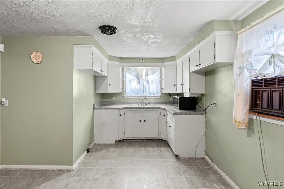 235 72nd Street, Niagara Falls, New York 14304, Niagara Falls, New York 14304, 3 Bedrooms Bedrooms, 5 Rooms Rooms,2 BathroomsBathrooms,Residential,Closed,235 72nd Street, Niagara Falls, New York 14304,0,B1627429