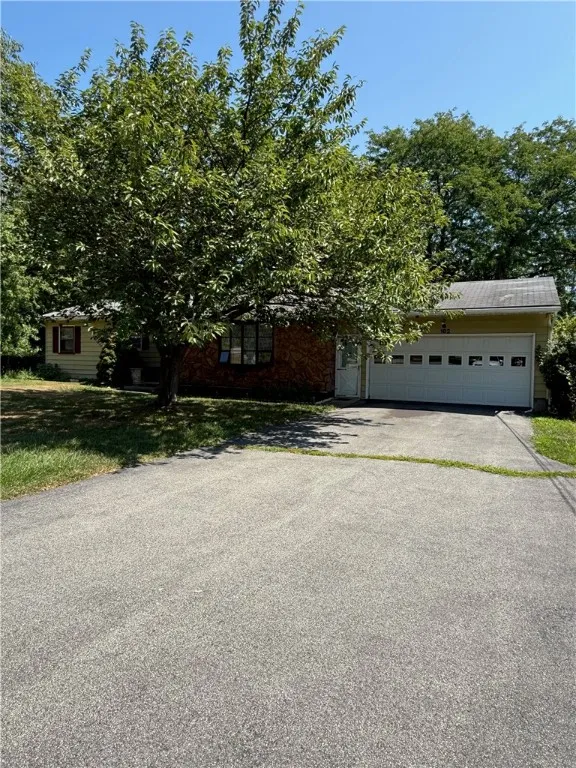 162 North Greece Road, Greece, New York 14468, Greece, New York 14468, 3 Bedrooms Bedrooms, 5 Rooms Rooms,1 BathroomBathrooms,Residential,Closed,162 North Greece Road, Greece, New York 14468,0,R1629734