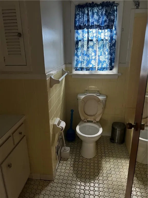 162 North Greece Road, Greece, New York 14468, Greece, New York 14468, 3 Bedrooms Bedrooms, 5 Rooms Rooms,1 BathroomBathrooms,Residential,Closed,162 North Greece Road, Greece, New York 14468,0,R1629734