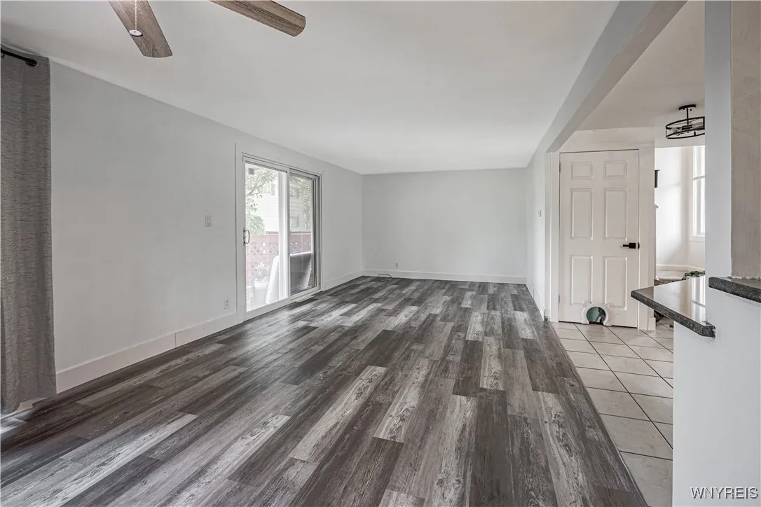 4907 Tuscarora Road, Niagara, New York 14304, Niagara, New York 14304, 3 Bedrooms Bedrooms, 6 Rooms Rooms,1 BathroomBathrooms,Residential,Closed,4907 Tuscarora Road, Niagara, New York 14304,0,B1629351