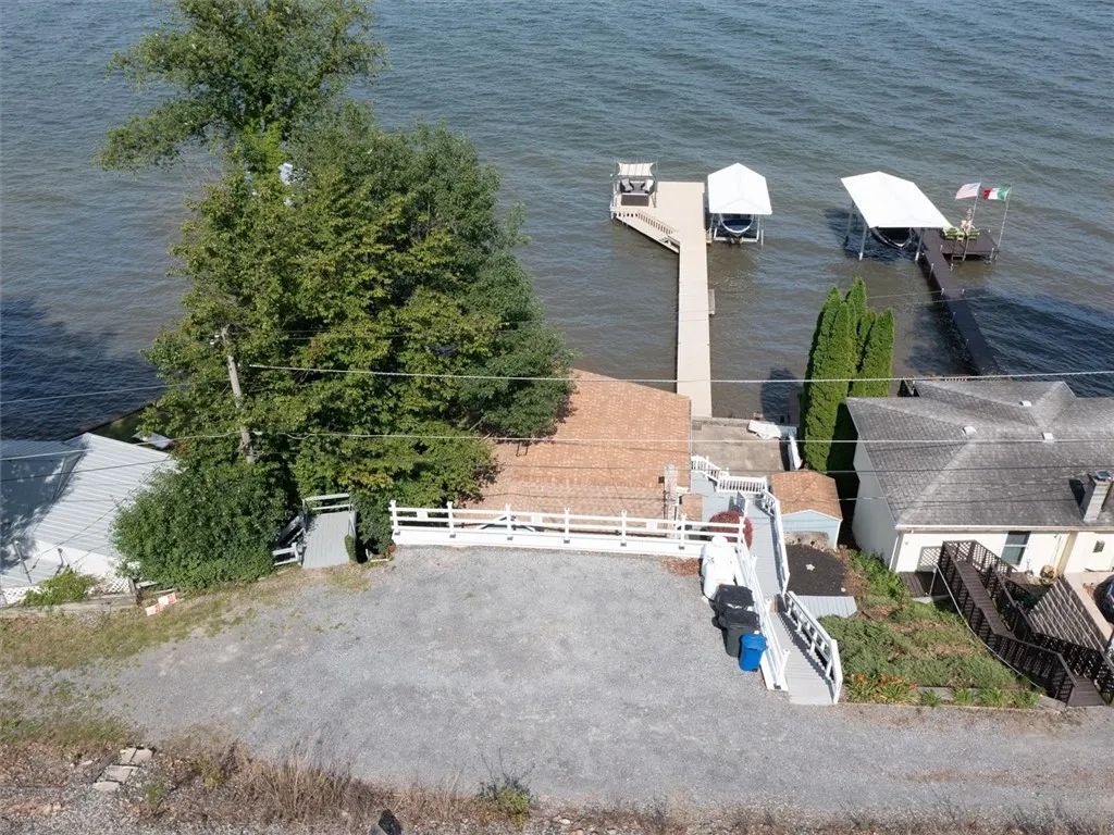 3 parking spots.  Additional parking withing a short walk.
