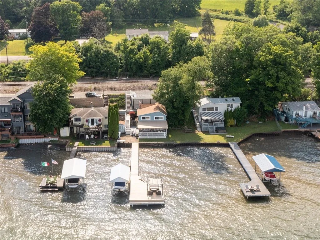 4847 Crazy Cove, Geneva Town, New York 14456, Geneva Town, New York 14456, 3 Bedrooms Bedrooms, 6 Rooms Rooms,1 BathroomBathrooms,Residential,Closed,4847 Crazy Cove, Geneva Town, New York 14456,0,R1629586