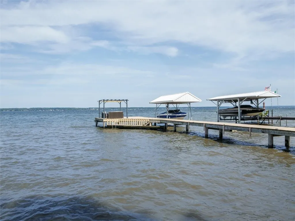 4847 Crazy Cove, Geneva Town, New York 14456, Geneva Town, New York 14456, 3 Bedrooms Bedrooms, 6 Rooms Rooms,1 BathroomBathrooms,Residential,Closed,4847 Crazy Cove, Geneva Town, New York 14456,0,R1629586