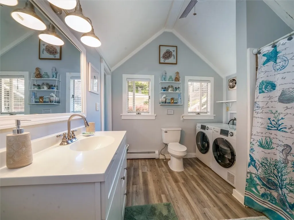 4847 Crazy Cove, Geneva Town, New York 14456, Geneva Town, New York 14456, 3 Bedrooms Bedrooms, 6 Rooms Rooms,1 BathroomBathrooms,Residential,Closed,4847 Crazy Cove, Geneva Town, New York 14456,0,R1629586