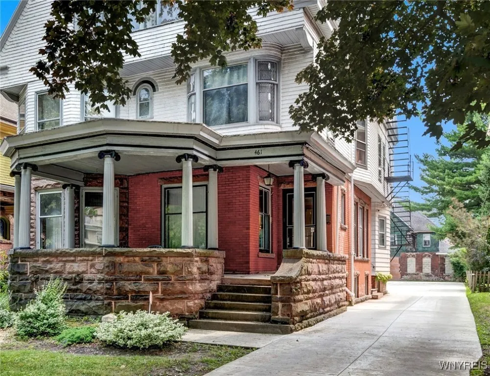 461 Linwood Avenue, Buffalo, New York 14209, Buffalo, New York 14209, 4 Bedrooms Bedrooms, 15 Rooms Rooms,4 BathroomsBathrooms,Residential,For Sale,461 Linwood Avenue, Buffalo, New York 14209,0,B1629784