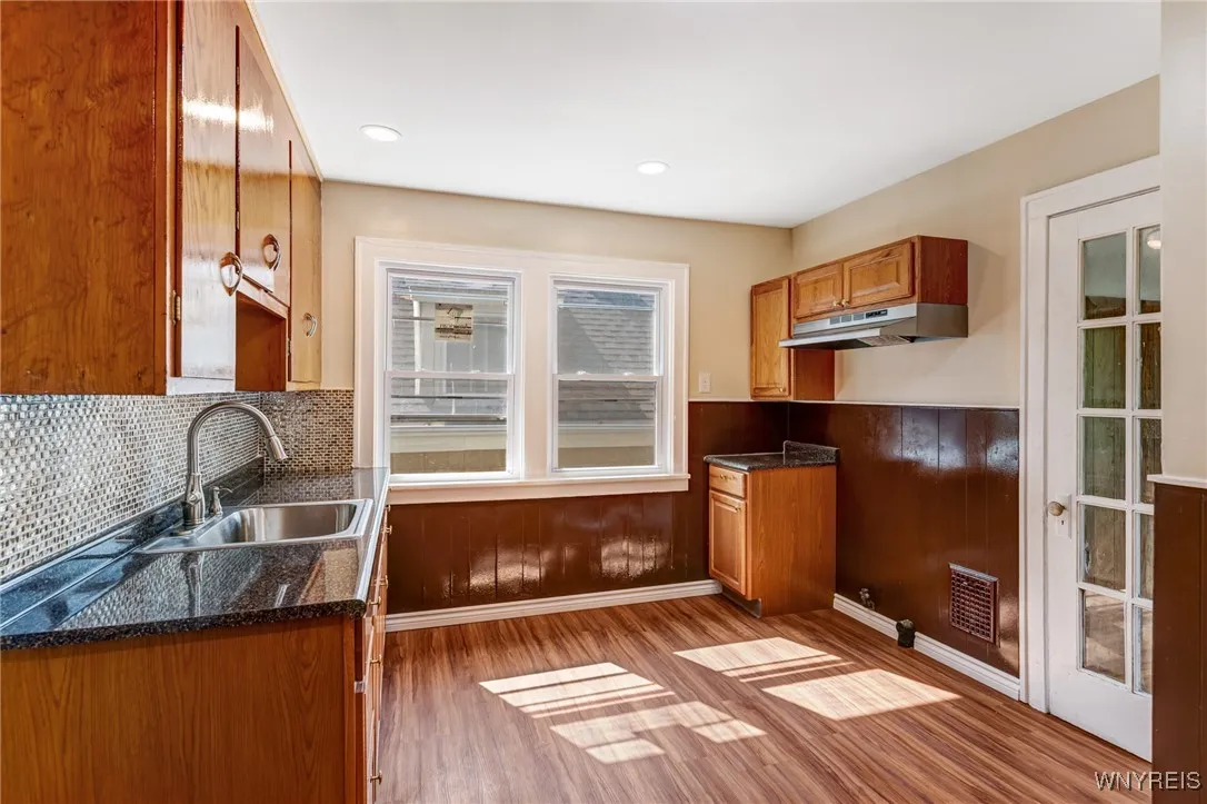 715 Lasalle Avenue, Buffalo, New York 14215, Buffalo, New York 14215, 4 Bedrooms Bedrooms, ,2 BathroomsBathrooms,Residential,Closed,715 Lasalle Avenue, Buffalo, New York 14215,0,B1629869