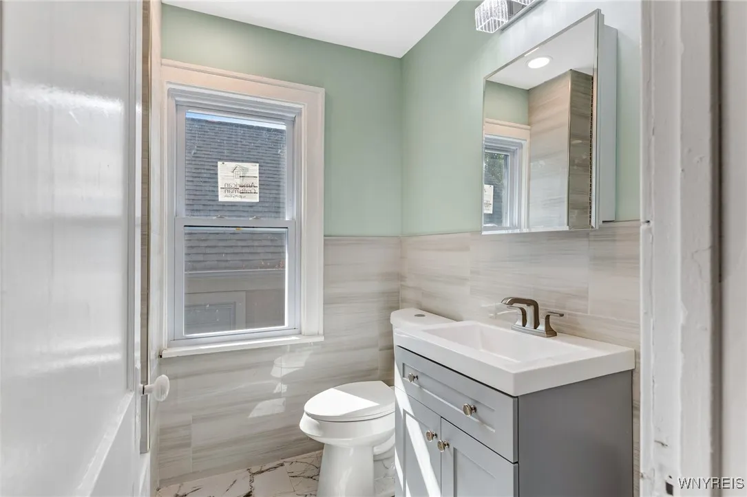 715 Lasalle Avenue, Buffalo, New York 14215, Buffalo, New York 14215, 4 Bedrooms Bedrooms, ,2 BathroomsBathrooms,Residential,Closed,715 Lasalle Avenue, Buffalo, New York 14215,0,B1629869
