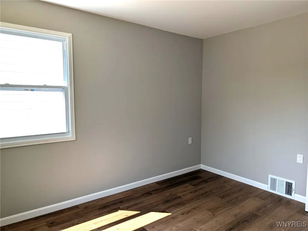 234 Floradale Avenue, Tonawanda, New York 14150, Tonawanda, New York 14150, 3 Bedrooms Bedrooms, 5 Rooms Rooms,2 BathroomsBathrooms,Residential,Closed,234 Floradale Avenue, Tonawanda, New York 14150,0,B1626048