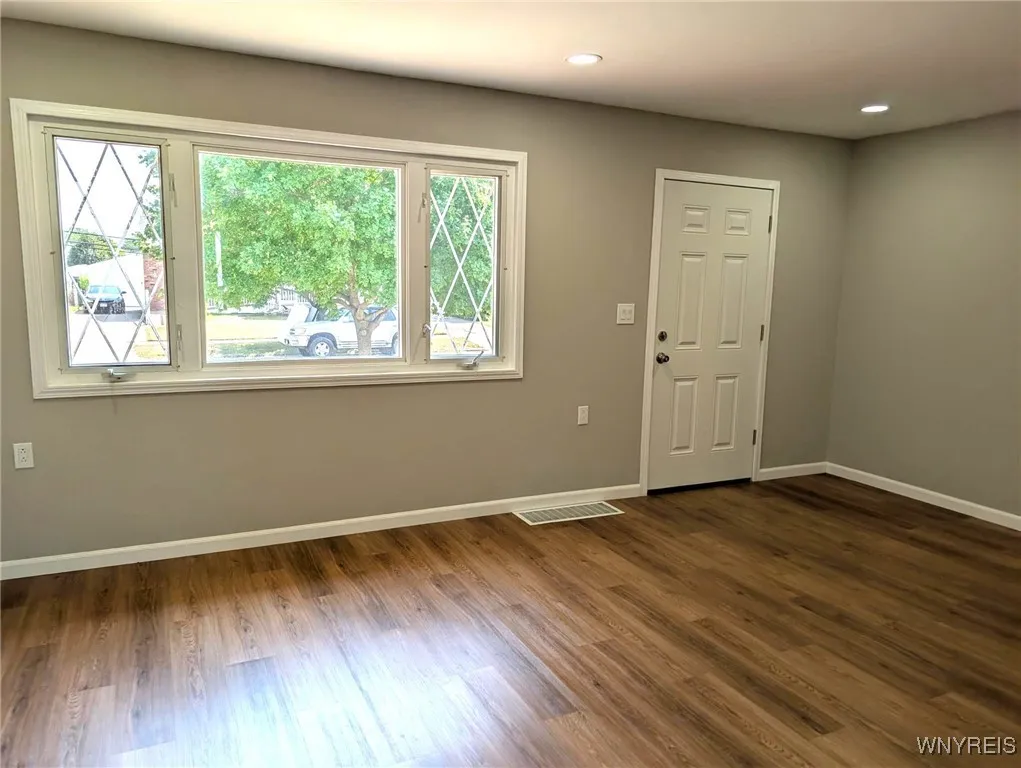 234 Floradale Avenue, Tonawanda, New York 14150, Tonawanda, New York 14150, 3 Bedrooms Bedrooms, 5 Rooms Rooms,2 BathroomsBathrooms,Residential,Closed,234 Floradale Avenue, Tonawanda, New York 14150,0,B1626048