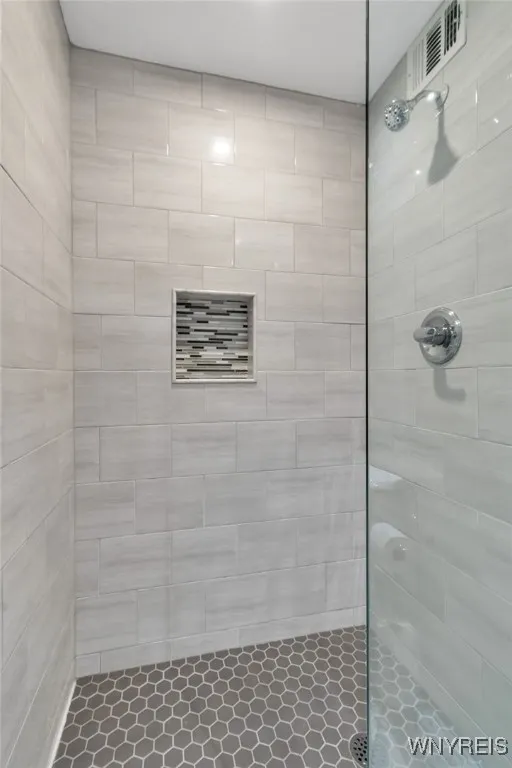 849 Delaware Avenue 704, Buffalo, New York 14209, Buffalo, New York 14209, 1 Bedroom Bedrooms, 3 Rooms Rooms,1 BathroomBathrooms,Residential Lease,For Rent,849 Delaware Avenue 704, Buffalo, New York 14209,B1629617