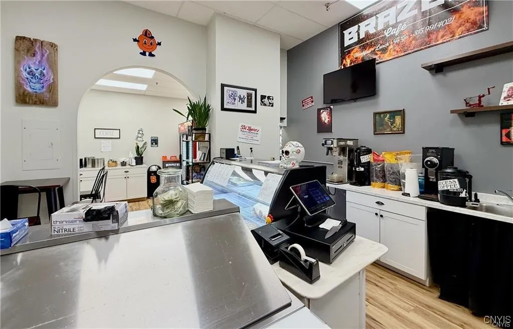 725 Irving Avenue, Syracuse, New York 13210, Syracuse, New York 13210, ,Commercial Sale,For Sale,725 Irving Avenue, Syracuse, New York 13210,0,S1629763