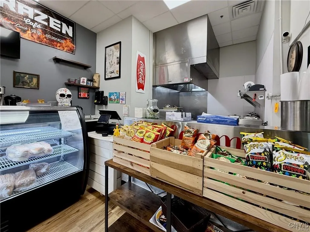 725 Irving Avenue, Syracuse, New York 13210, Syracuse, New York 13210, ,Commercial Sale,For Sale,725 Irving Avenue, Syracuse, New York 13210,0,S1629763