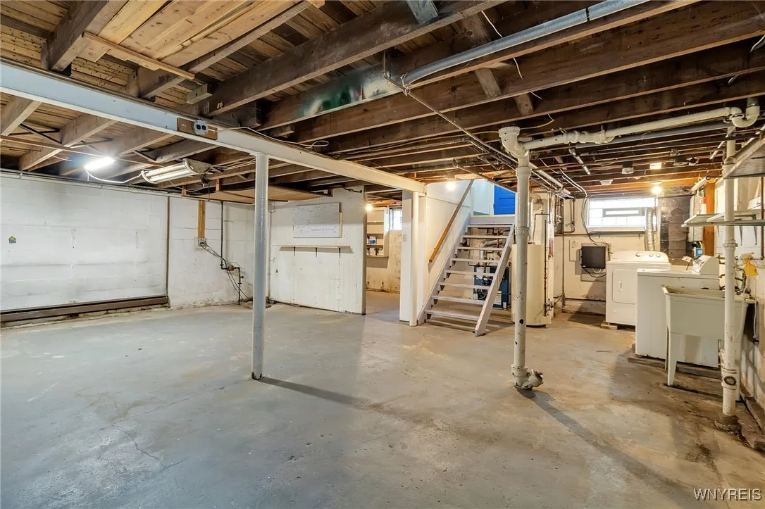 41 Fairfield Avenue, Tonawanda, New York 14223, Tonawanda, New York 14223, 3 Bedrooms Bedrooms, 7 Rooms Rooms,1 BathroomBathrooms,Residential,For Sale,41 Fairfield Avenue, Tonawanda, New York 14223,B1629844