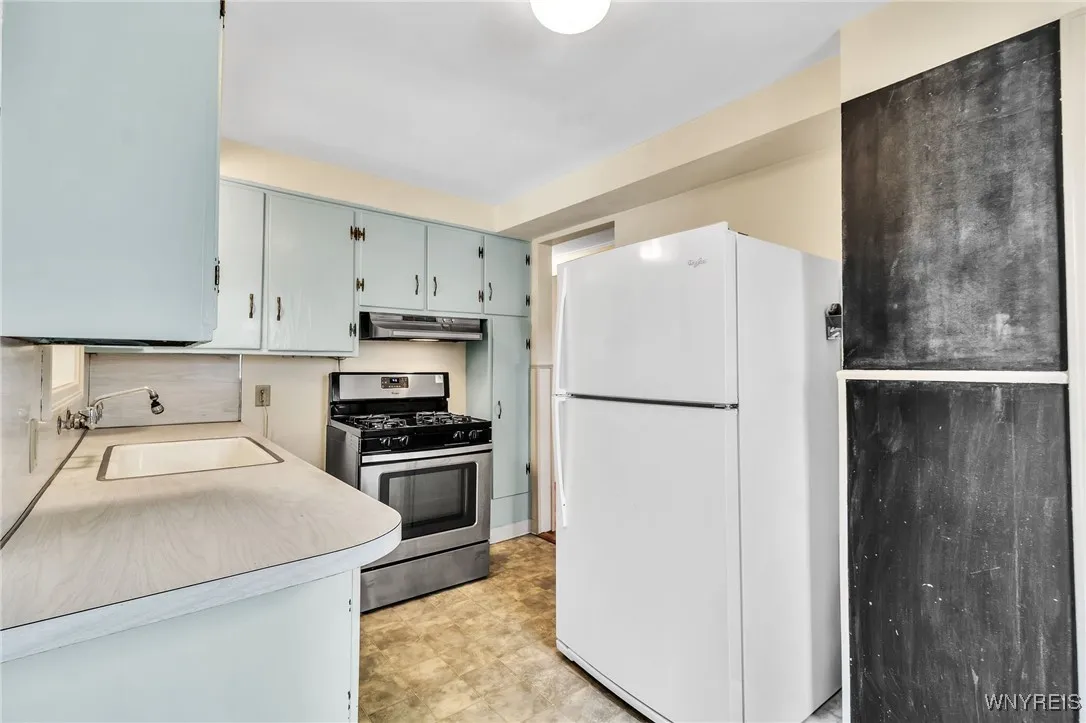 41 Fairfield Avenue, Tonawanda, New York 14223, Tonawanda, New York 14223, 3 Bedrooms Bedrooms, 7 Rooms Rooms,1 BathroomBathrooms,Residential,For Sale,41 Fairfield Avenue, Tonawanda, New York 14223,0,B1629844