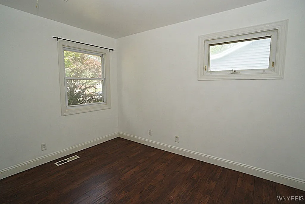 1645 Eddy Drive, North Tonawanda, New York 14120, North Tonawanda, New York 14120, 3 Bedrooms Bedrooms, 6 Rooms Rooms,1 BathroomBathrooms,Residential,Closed,1645 Eddy Drive, North Tonawanda, New York 14120,0,B1629634