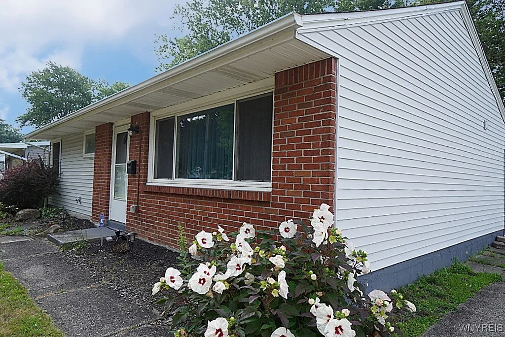 1645 Eddy Drive, North Tonawanda, New York 14120, North Tonawanda, New York 14120, 3 Bedrooms Bedrooms, 6 Rooms Rooms,1 BathroomBathrooms,Residential,Closed,1645 Eddy Drive, North Tonawanda, New York 14120,0,B1629634