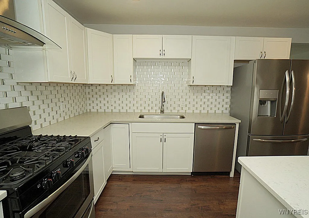 1645 Eddy Drive, North Tonawanda, New York 14120, North Tonawanda, New York 14120, 3 Bedrooms Bedrooms, 6 Rooms Rooms,1 BathroomBathrooms,Residential,Closed,1645 Eddy Drive, North Tonawanda, New York 14120,0,B1629634