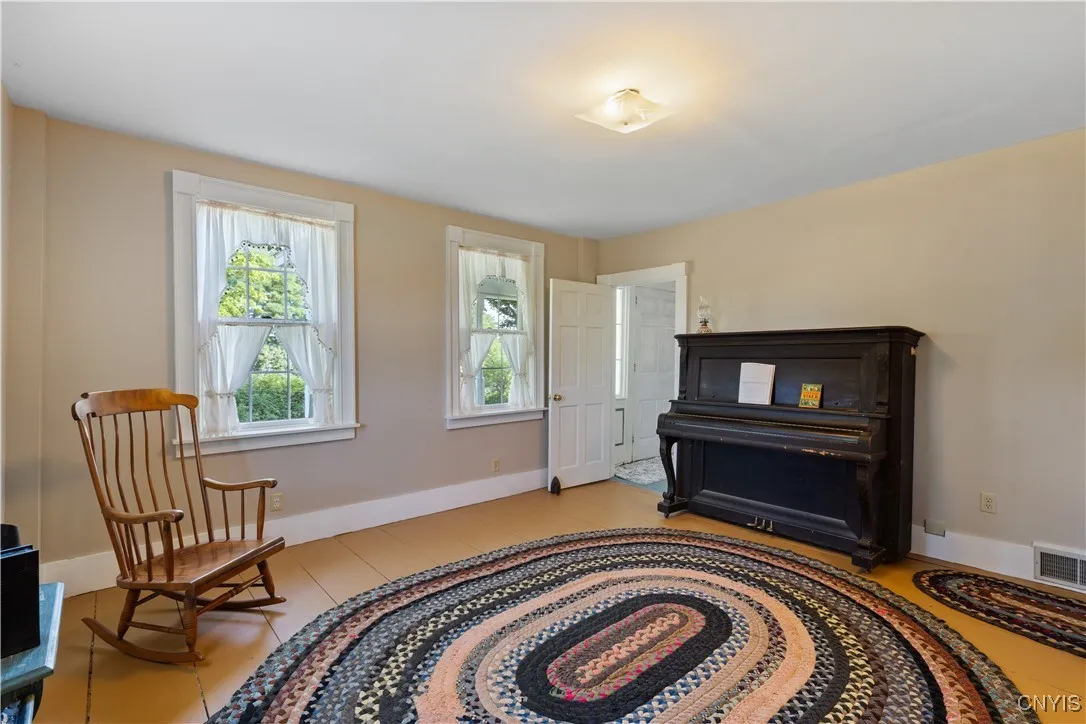 4386 West Seneca Turnpike, Onondaga, New York 1321, Onondaga, New York 13215, 3 Bedrooms Bedrooms, 8 Rooms Rooms,1 BathroomBathrooms,Residential,Closed,4386 West Seneca Turnpike, Onondaga, New York 1321,0,S1629764