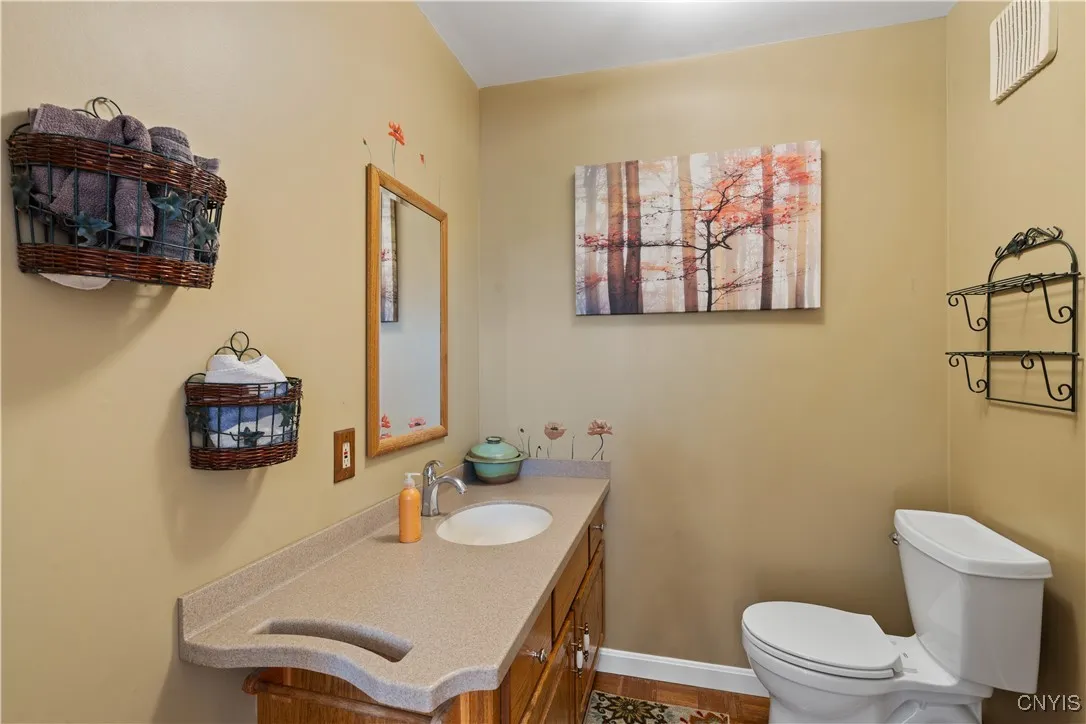 4386 West Seneca Turnpike, Onondaga, New York 1321, Onondaga, New York 13215, 3 Bedrooms Bedrooms, 8 Rooms Rooms,1 BathroomBathrooms,Residential,Closed,4386 West Seneca Turnpike, Onondaga, New York 1321,0,S1629764