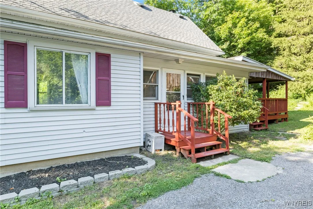 10775 Alleghany Road, Darien, New York 14040, Darien, New York 14040, 3 Bedrooms Bedrooms, 5 Rooms Rooms,1 BathroomBathrooms,Residential,Closed,10775 Alleghany Road, Darien, New York 14040,0,B1628535