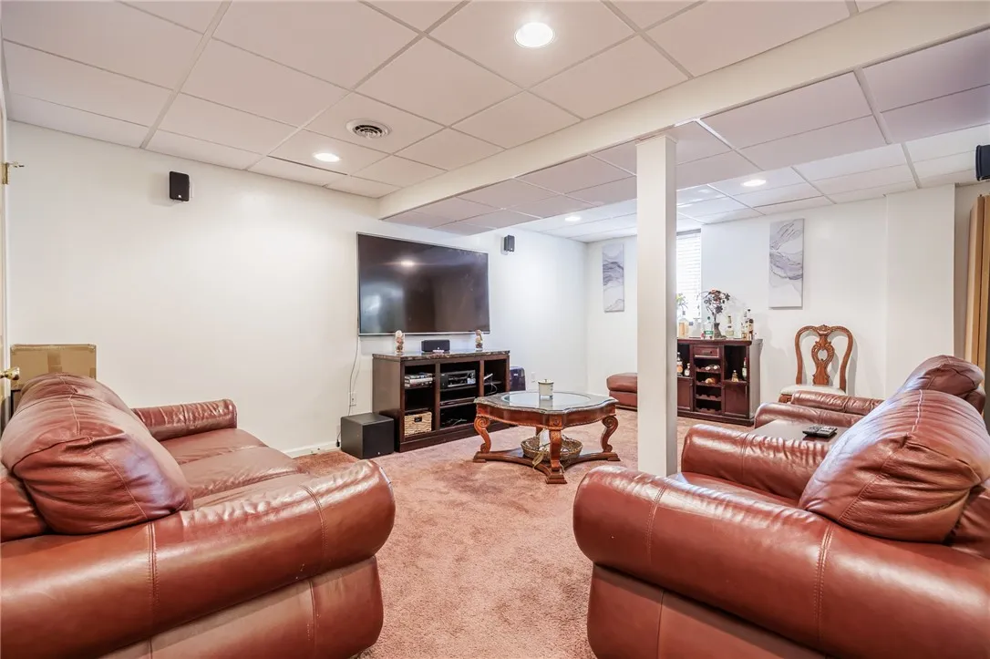 52 Morin Circle, Henrietta, New York 14586, Henrietta, New York 14586, 4 Bedrooms Bedrooms, 9 Rooms Rooms,2 BathroomsBathrooms,Residential,Closed,52 Morin Circle, Henrietta, New York 14586,0,R1629950