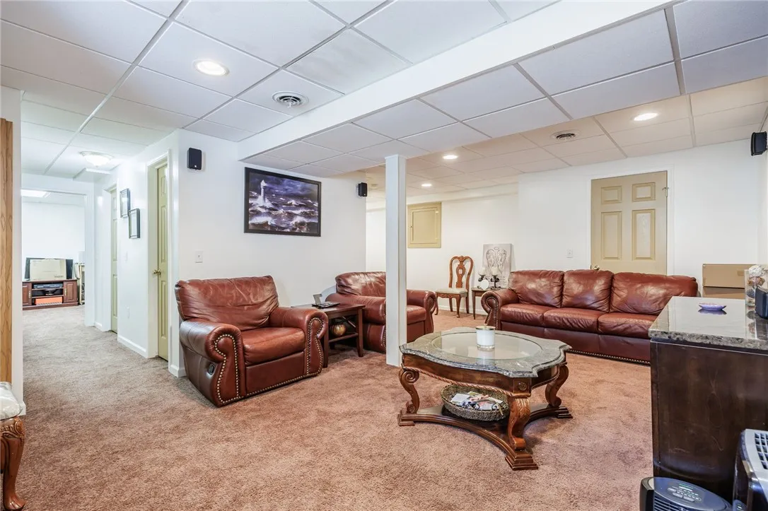 52 Morin Circle, Henrietta, New York 14586, Henrietta, New York 14586, 4 Bedrooms Bedrooms, 9 Rooms Rooms,2 BathroomsBathrooms,Residential,Closed,52 Morin Circle, Henrietta, New York 14586,0,R1629950