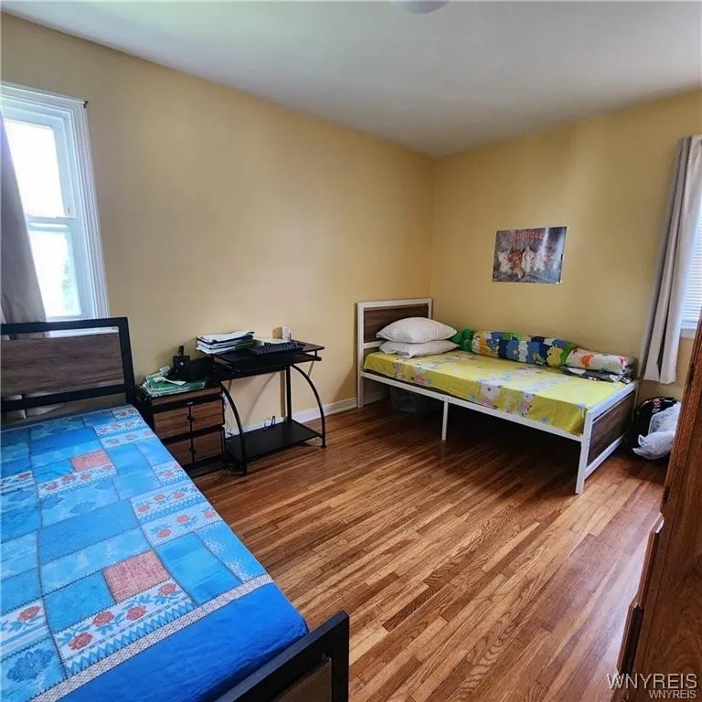 526 Capen Boulevard, Amherst, New York 14226, Amherst, New York 14226, 3 Bedrooms Bedrooms, 6 Rooms Rooms,1 BathroomBathrooms,Residential Lease,For Rent,526 Capen Boulevard, Amherst, New York 14226,B1629961