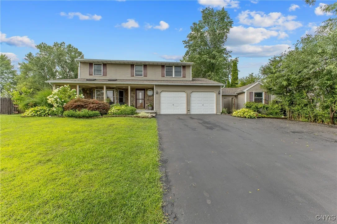 7973 Amor Drive, Clay, New York 13041, Clay, New York 13041, 4 Bedrooms Bedrooms, 9 Rooms Rooms,2 BathroomsBathrooms,Residential,Closed,7973 Amor Drive, Clay, New York 13041,0,S1628502