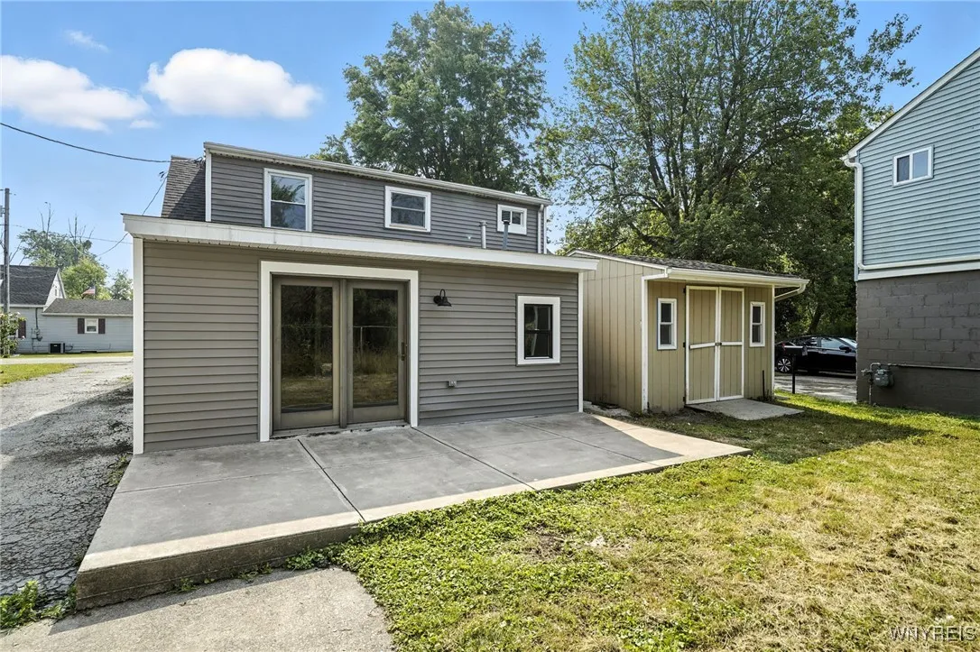 44 Hanover Street, Tonawanda, New York 14150, Tonawanda, New York 14150, 4 Bedrooms Bedrooms, 10 Rooms Rooms,1 BathroomBathrooms,Residential,Closed,44 Hanover Street, Tonawanda, New York 14150,0,B1628376