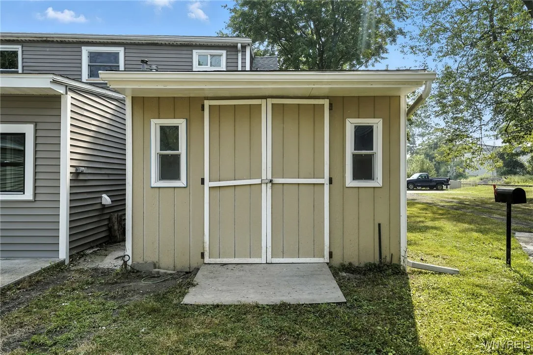 44 Hanover Street, Tonawanda, New York 14150, Tonawanda, New York 14150, 4 Bedrooms Bedrooms, 10 Rooms Rooms,1 BathroomBathrooms,Residential,Closed,44 Hanover Street, Tonawanda, New York 14150,0,B1628376