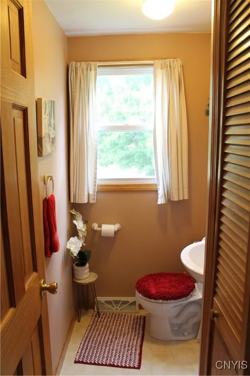 4875 Orangeport Road, Clay, New York 13029, Clay, New York 13029, 4 Bedrooms Bedrooms, 10 Rooms Rooms,1 BathroomBathrooms,Residential,Closed,4875 Orangeport Road, Clay, New York 13029,0,S1629707