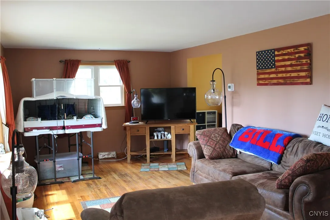 4875 Orangeport Road, Clay, New York 13029, Clay, New York 13029, 4 Bedrooms Bedrooms, 10 Rooms Rooms,1 BathroomBathrooms,Residential,Closed,4875 Orangeport Road, Clay, New York 13029,0,S1629707