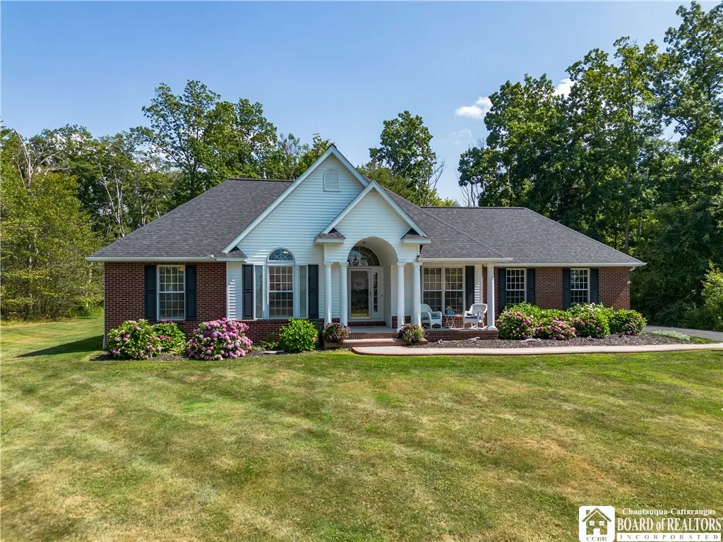 4885 East Shorewood Drive, Dunkirk, New York 14048, Dunkirk, New York 14048, 3 Bedrooms Bedrooms, 9 Rooms Rooms,2 BathroomsBathrooms,Residential,Closed,4885 East Shorewood Drive, Dunkirk, New York 14048,0,R1629940