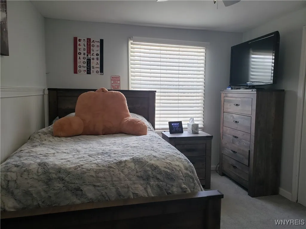 329 Laurie Lane, Grand Island, New York 14072, Grand Island, New York 14072, 3 Bedrooms Bedrooms, 8 Rooms Rooms,3 BathroomsBathrooms,Residential,For Sale,329 Laurie Lane, Grand Island, New York 14072,B1629923