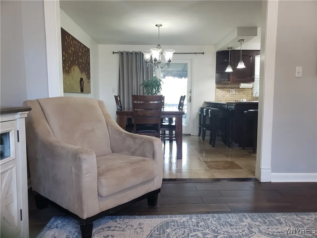 329 Laurie Lane, Grand Island, New York 14072, Grand Island, New York 14072, 3 Bedrooms Bedrooms, 8 Rooms Rooms,3 BathroomsBathrooms,Residential,For Sale,329 Laurie Lane, Grand Island, New York 14072,B1629923