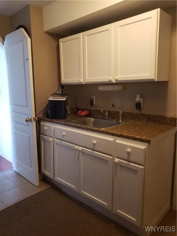 329 Laurie Lane, Grand Island, New York 14072, Grand Island, New York 14072, 3 Bedrooms Bedrooms, 8 Rooms Rooms,3 BathroomsBathrooms,Residential,For Sale,329 Laurie Lane, Grand Island, New York 14072,B1629923